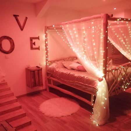 Bed and Breakfast Le Reve De Lily Les Vigneres Екстер'єр фото
