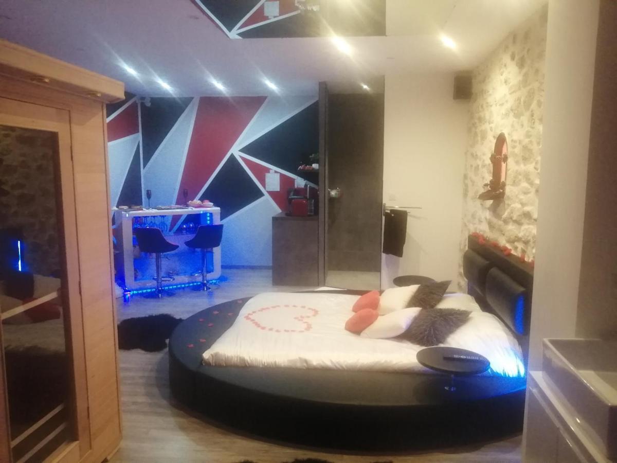 Bed and Breakfast Le Reve De Lily Les Vigneres Екстер'єр фото