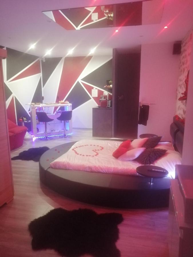 Bed and Breakfast Le Reve De Lily Les Vigneres Екстер'єр фото